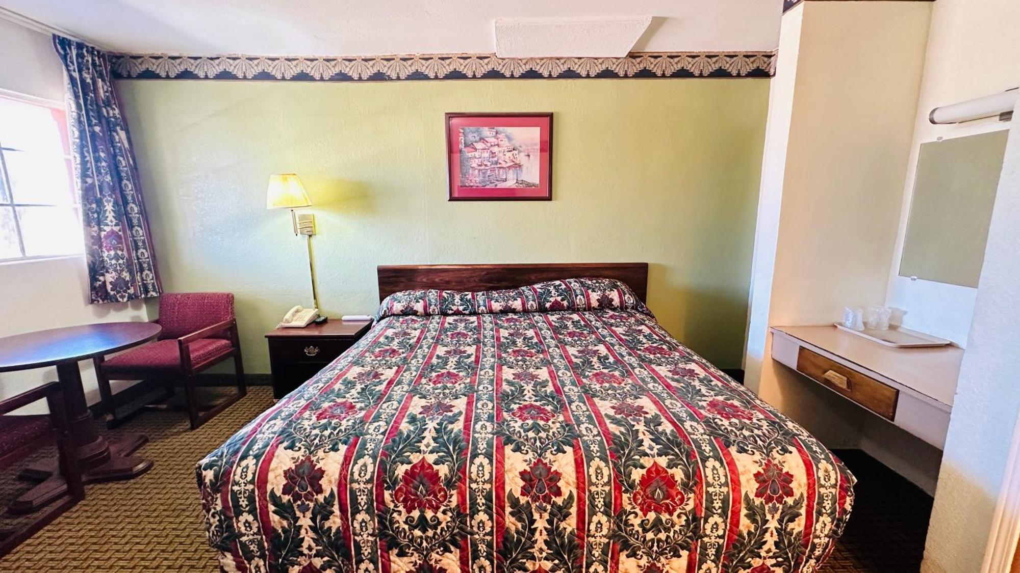 Budget Inn バン・ホーン エクステリア 写真