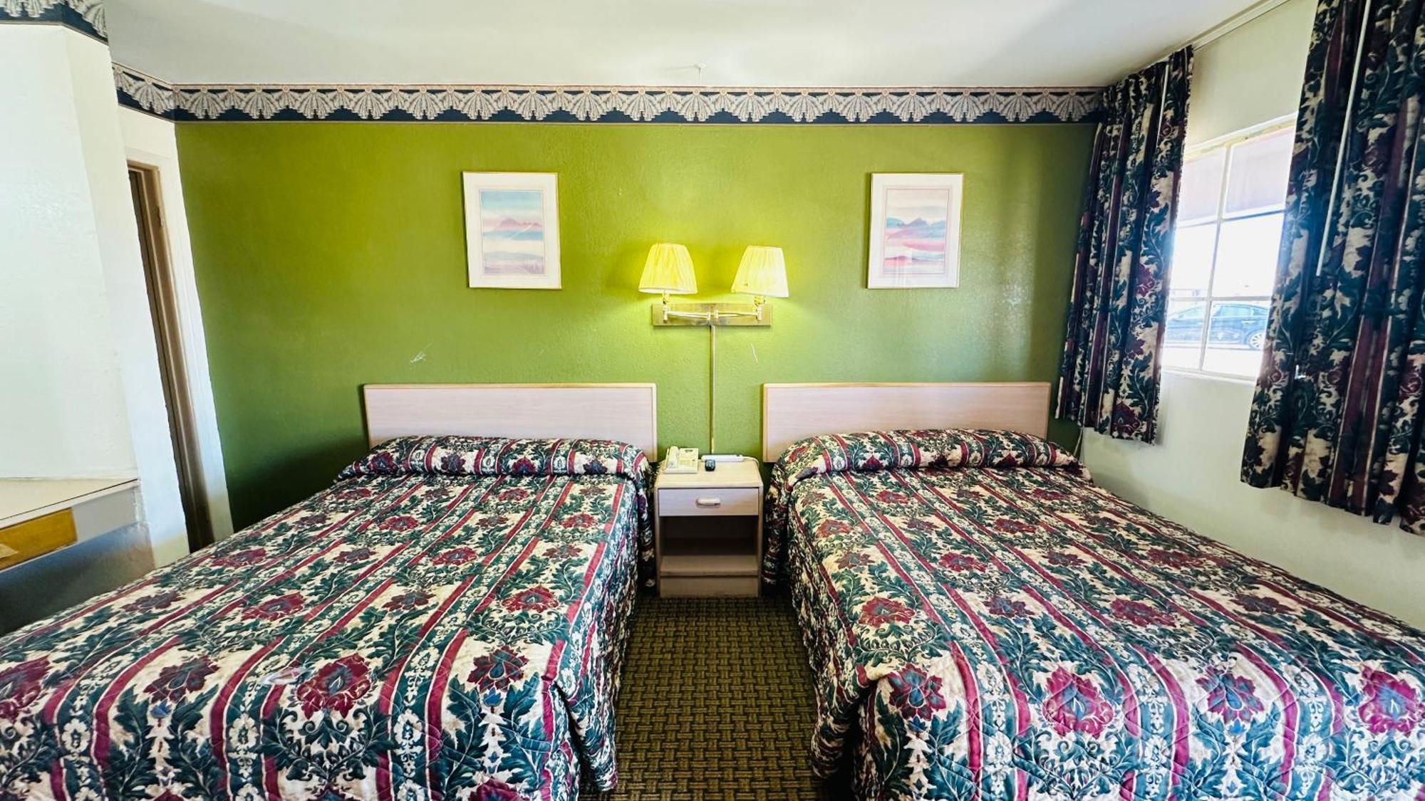 Budget Inn バン・ホーン エクステリア 写真