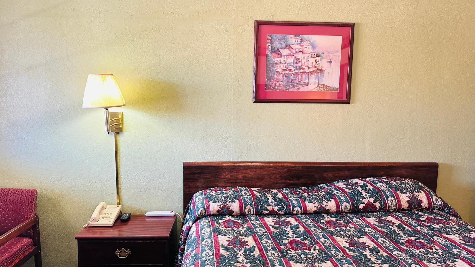 Budget Inn バン・ホーン エクステリア 写真